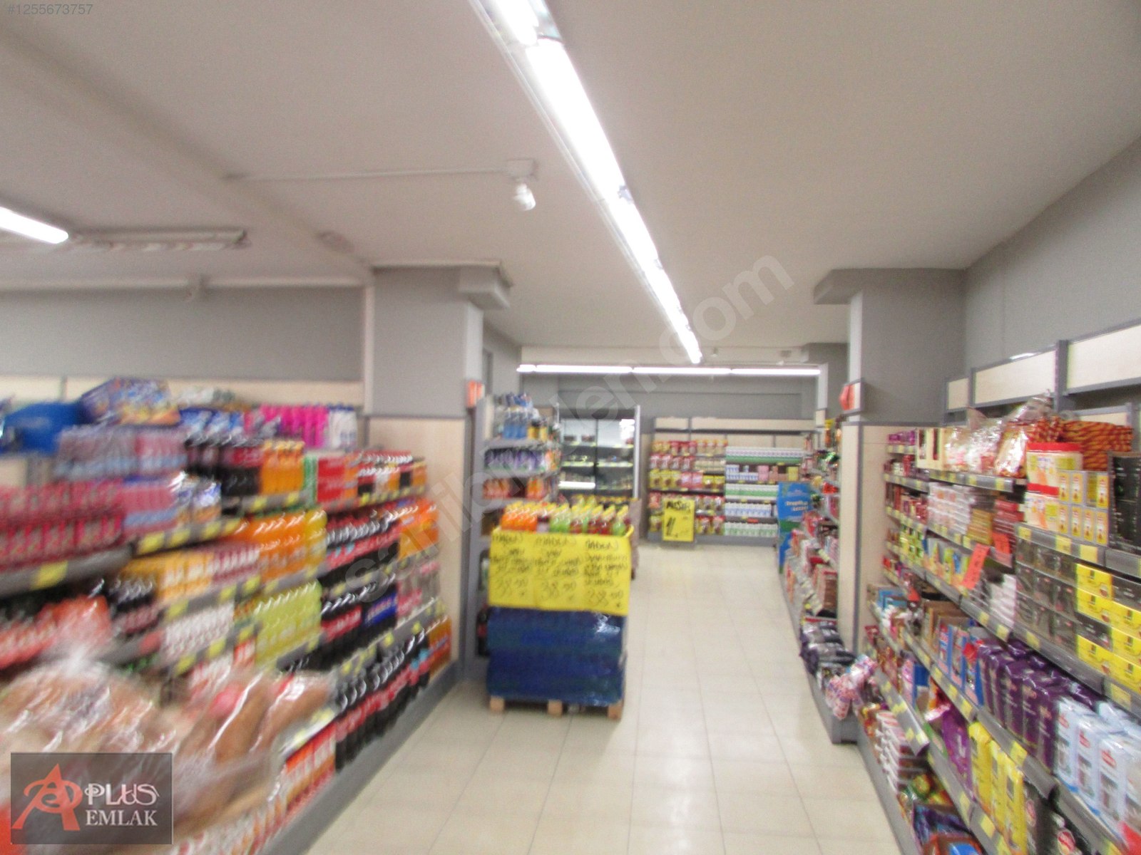 iskanlı 250m2 hakmar market'e kirada 16.000.000tl. - İSTANBUL ÇEKMEKÖY fotoğraf 4