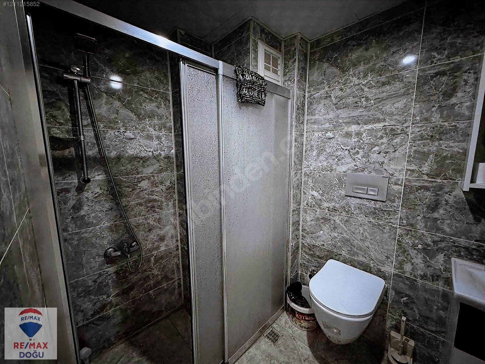 REMAX DOĞU'DAN ÜNİVERSİTEYE YÜRÜME MESAFESİNDE SATILIK DAİRE - ELAZIĞ MERKEZ fotoğraf 3