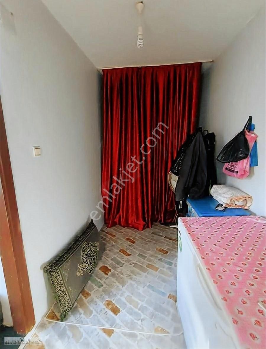 Madenli Emlak'tan Gündoğdu Da 2 Katlı Müstakil Bina - MERSİN AKDENİZ fotoğraf 14