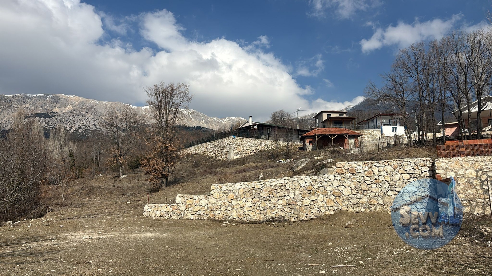 AĞLASUN SAKARCA MAHALLESİNDE SATILIK MUHTELİF ARSA - Burdur Ağlasun fotoğraf 15
