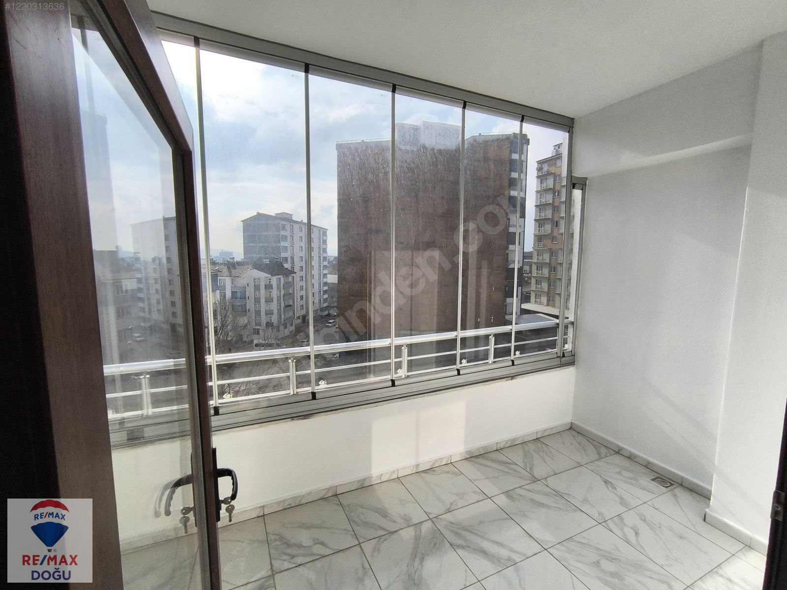 REMAX DOĞU'DAN MUSTAFAPAŞA MAHALLESİNDE SATILIK YAPILI 3+1 DAİRE - ELAZIĞ MERKEZ fotoğraf 11