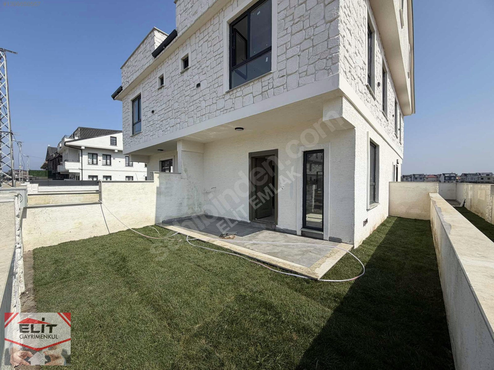 KOCAALİ SAHİLDE SATILIK HAVUZLU 3+1 TRİPLEKS VİLLA - SAKARYA KOCAALİ fotoğraf 60