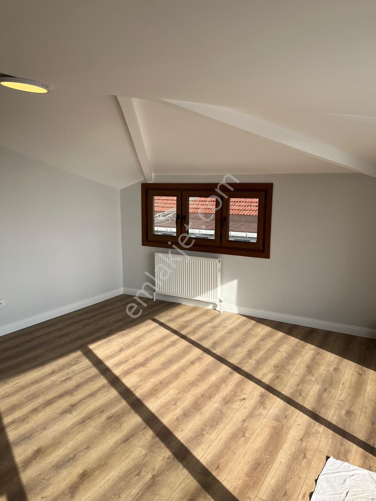 Baki Emlaktan Atalarda Geniş Dublexs 5+2 Daire - İSTANBUL KARTAL fotoğraf 26