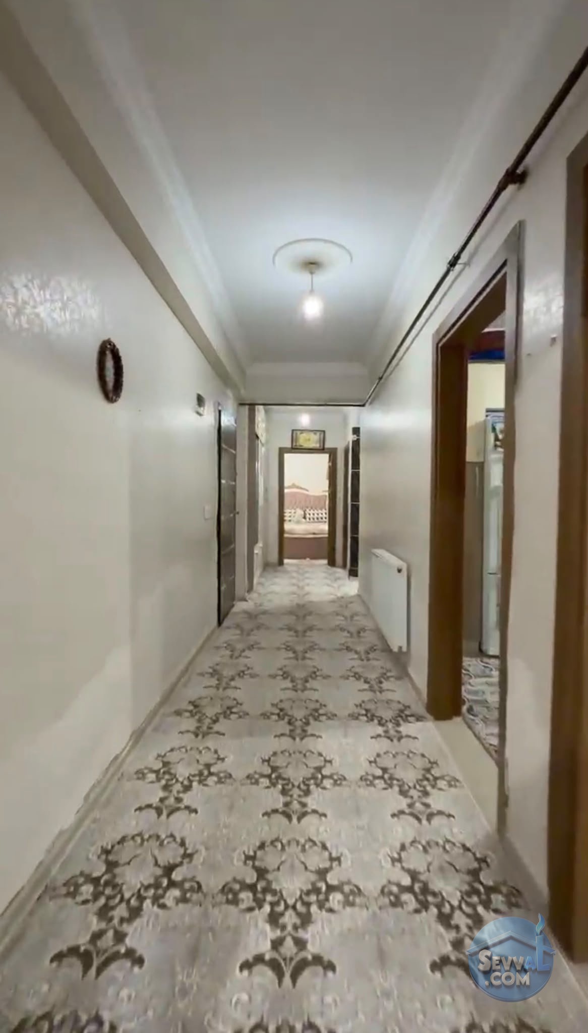 AHMET YESEVİ MAH. GİRİŞ KAT 4+1 ODALI 135 m2 DOĞALGAZLI İÇİ FUL BAKIMLI SATILIK  - ŞANLIURFA HALİLİYE fotoğraf 2