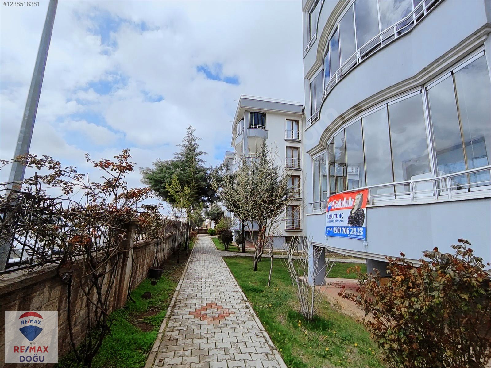 REMAX DOĞU'DAN ATAŞEHİR'DE 4+1 DAİRE - ELAZIĞ MERKEZ fotoğraf 6