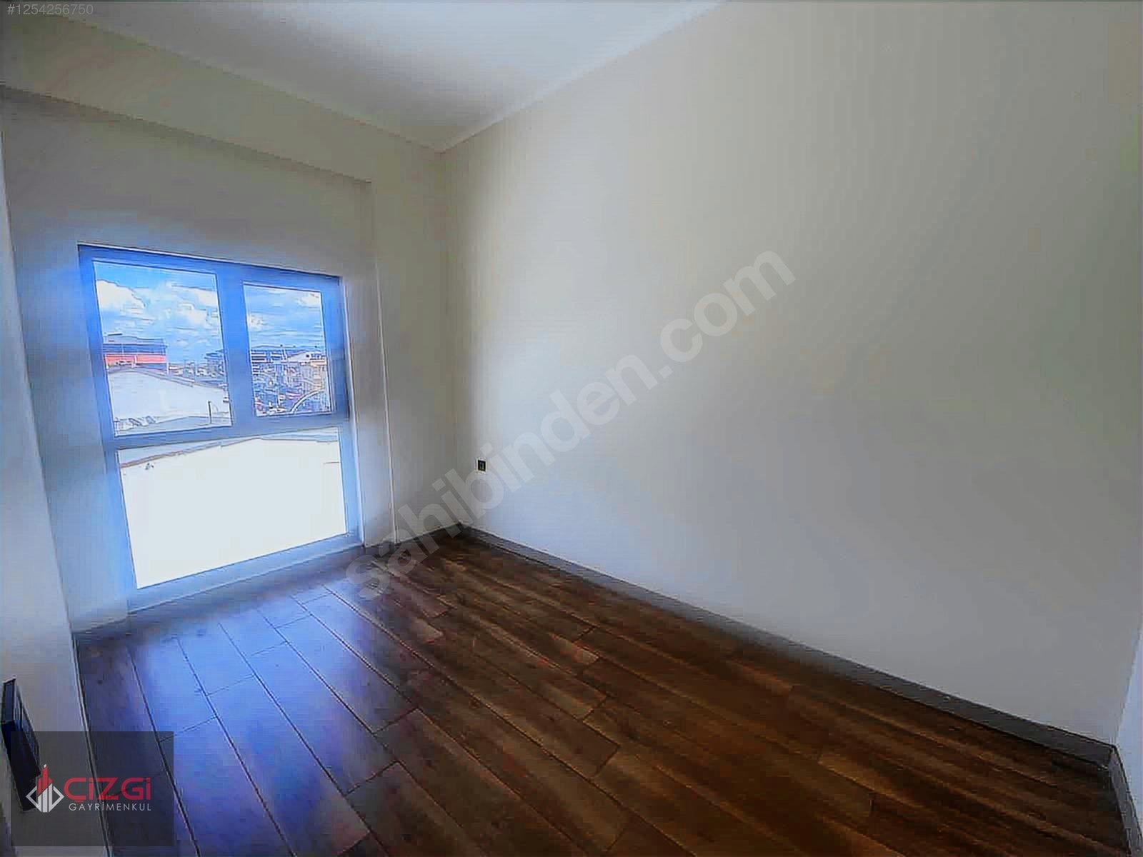 KÖRFEZKENT ANA CADDE ÜZERİ SATILIK ARAÇ TAKASLI 1+1 REZİDANS - KOCAELİ KÖRFEZ fotoğraf 5