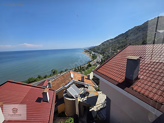 GÜLYALI TEPEALTINDA EŞYALI DENİZ MANZARLI TRİPLESK VİLLA SATILIK - ORDU GÜLYALI fotoğraf 10