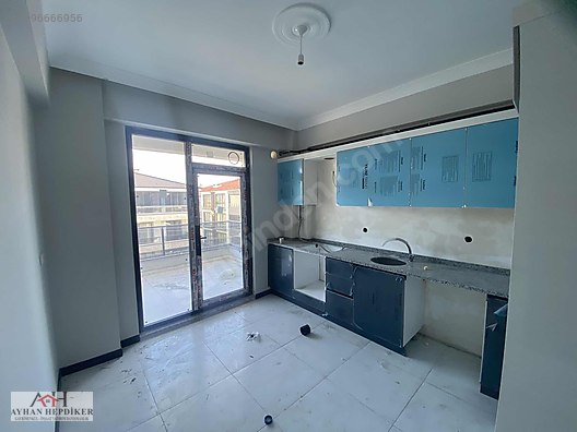 Arifiye Fatih Mah. Yerden Isıtmalı, Ebeveyn Banyolu 3+1 Daire - SAKARYA ARİFİYE fotoğraf 2