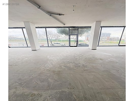 MARİNAYA YAKIN KİRALIK 550M2 DÜKKAN İŞYERİ MAĞAZA - İSTANBUL BEYLİKDÜZÜ fotoğraf 15