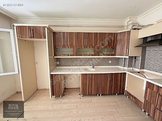 ROYAL EMLAKTAN ŞEYHCUI MAHALLESİNDE SATILIK 2+1 FIRSATI! - AMASYA MERKEZ fotoğraf 3