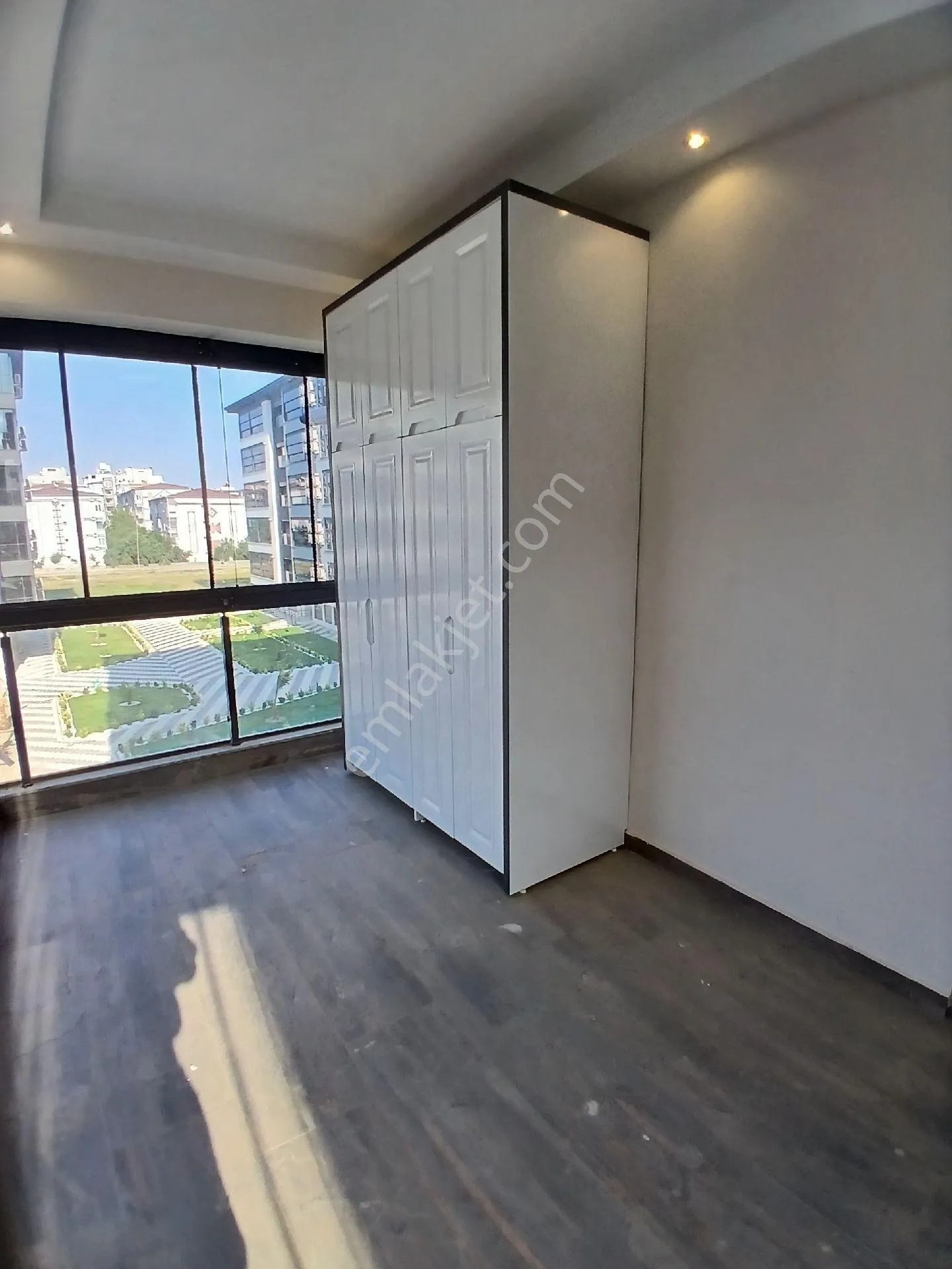 İzmir Torbalı Alpkent Mahallesinde 3+1 140m2 Net Arakat Havuzlu Sitede Daire Sat - İZMİR TORBALI fotoğraf 16