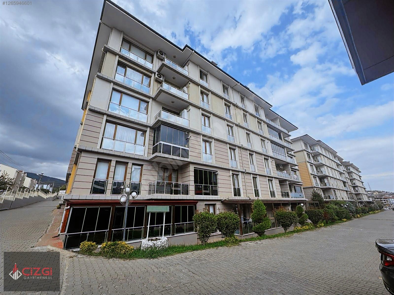 TÜRKÖZ YILDIRIMPARK SİTESİ SATILIK BOŞ 3+1 DAİRE - KOCAELİ DERİNCE fotoğraf 2