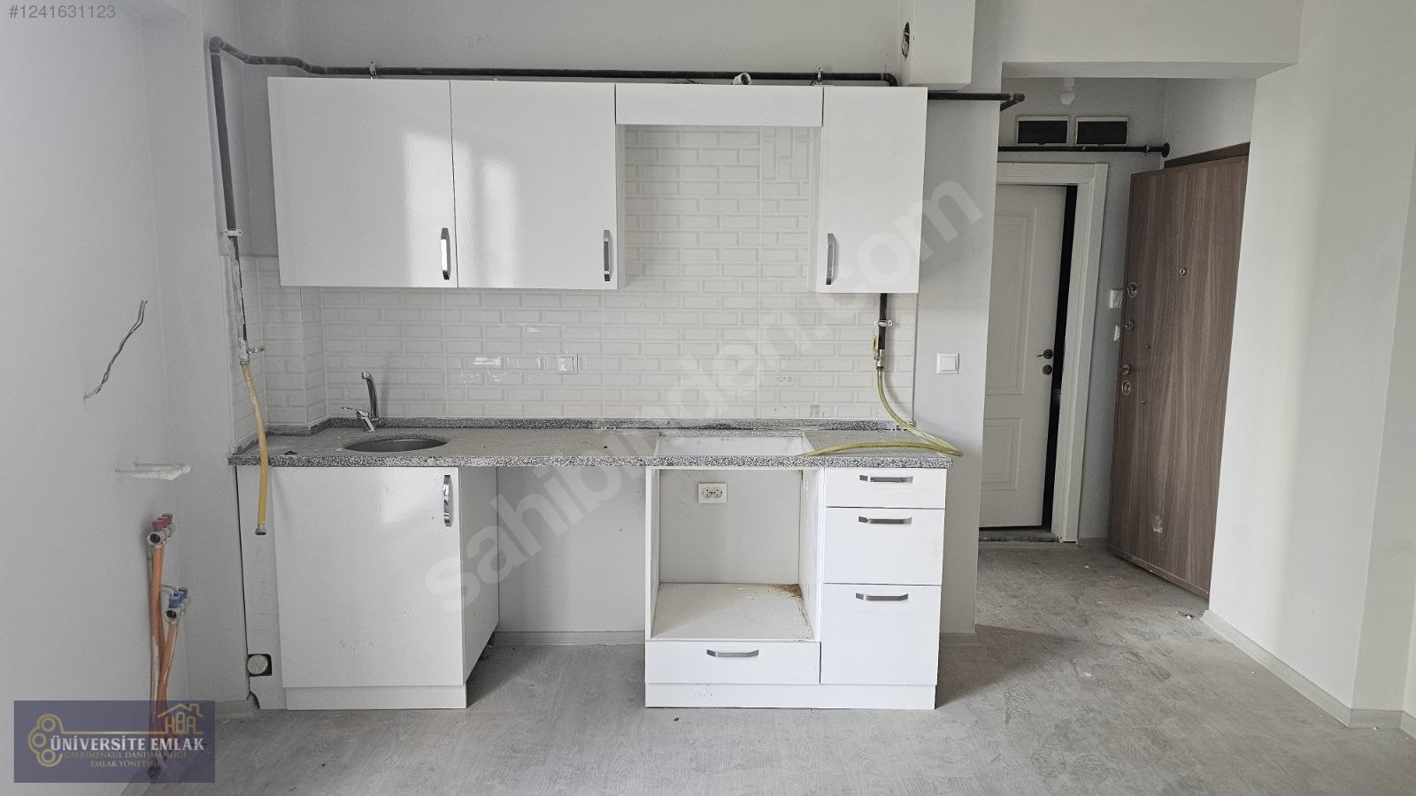 KAPORAA ALINDII 1+1 KİRACISIZ İSKANLI SATILIK DAİRE