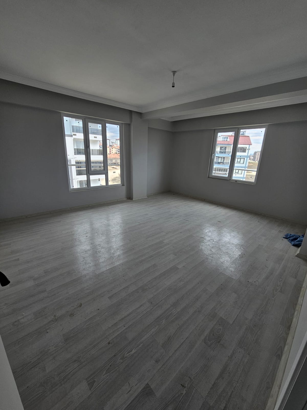 Satılık 3+1 Altan ısıtmalı sıfır daire  - UŞAK MERKEZ fotoğraf 2