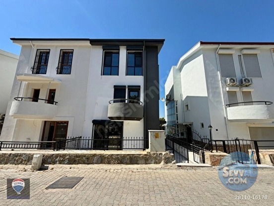 KUŞADASI EFE KONAKLARI SITESI’NDE DENIZ MANZARALI 4+1 TRIPLEKS VILLA - AYDIN KUŞADASI fotoğraf 5