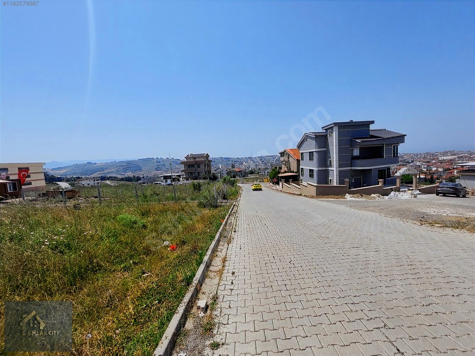 FULL DENİZ MANZARALI ( 6 ADET 2+1 VEYA 9 ADET 1+1'E UYGUN ) ARSA - YALOVA MERKEZ fotoğraf 9