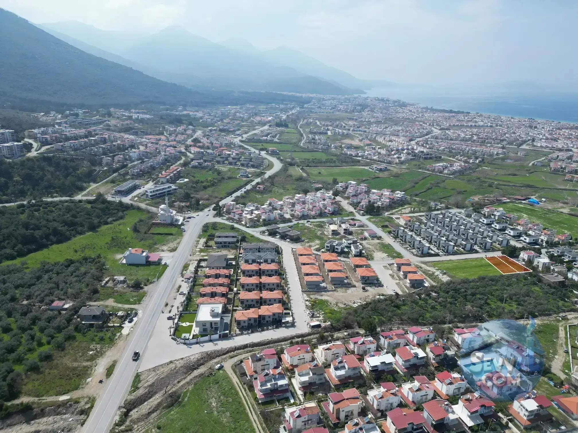 OKSIJEN DEPOSU GÜZELÇAMLI DA DENIZE YÜRÜME MESAFESINDE VILLA IMARLI ARSA - AYDIN KUŞADASI fotoğraf 6