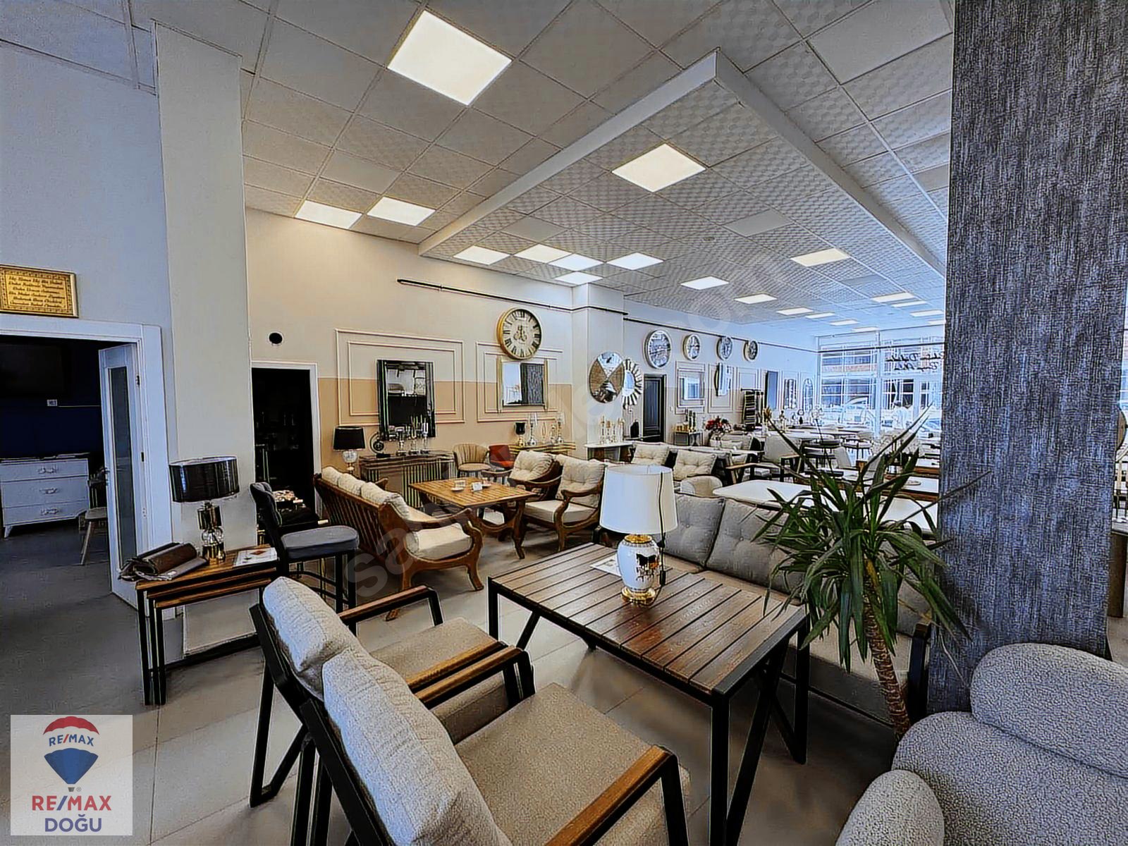 [REMAX DOĞU] CUMHURİYET MAH. CADDE ÜZERİNDE SATILIK İŞ YERİ - ELAZIĞ MERKEZ fotoğraf 3