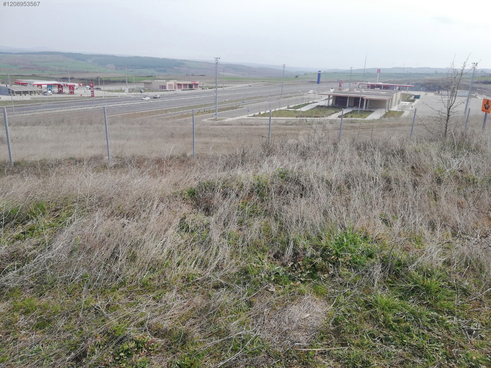 TEKİRDAĞ MALKARA BALABANCIK KÖYÜNDE   652  M²  TARLA  SATILIKTIR