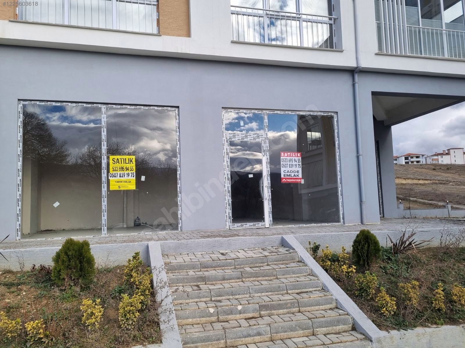 Cadde Emlaktan Beşbinevler de her işe uygun boş dükkan