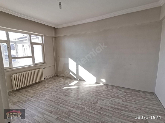 HANIM EMLAKTAN KÜLTÜR MAHALLESİNDE ACİL SATILIK DAİRE - ELAZIĞ MERKEZ fotoğraf 7