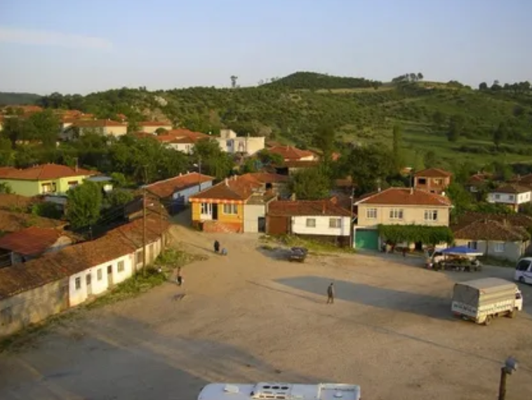 BALIKESİR GÖNEN ÇOBANHAMİDİYE KÖYÜNDE 4.900 M² TARLA SATILIKTIR. - BALIKESİR GÖNEN fotoğraf 11