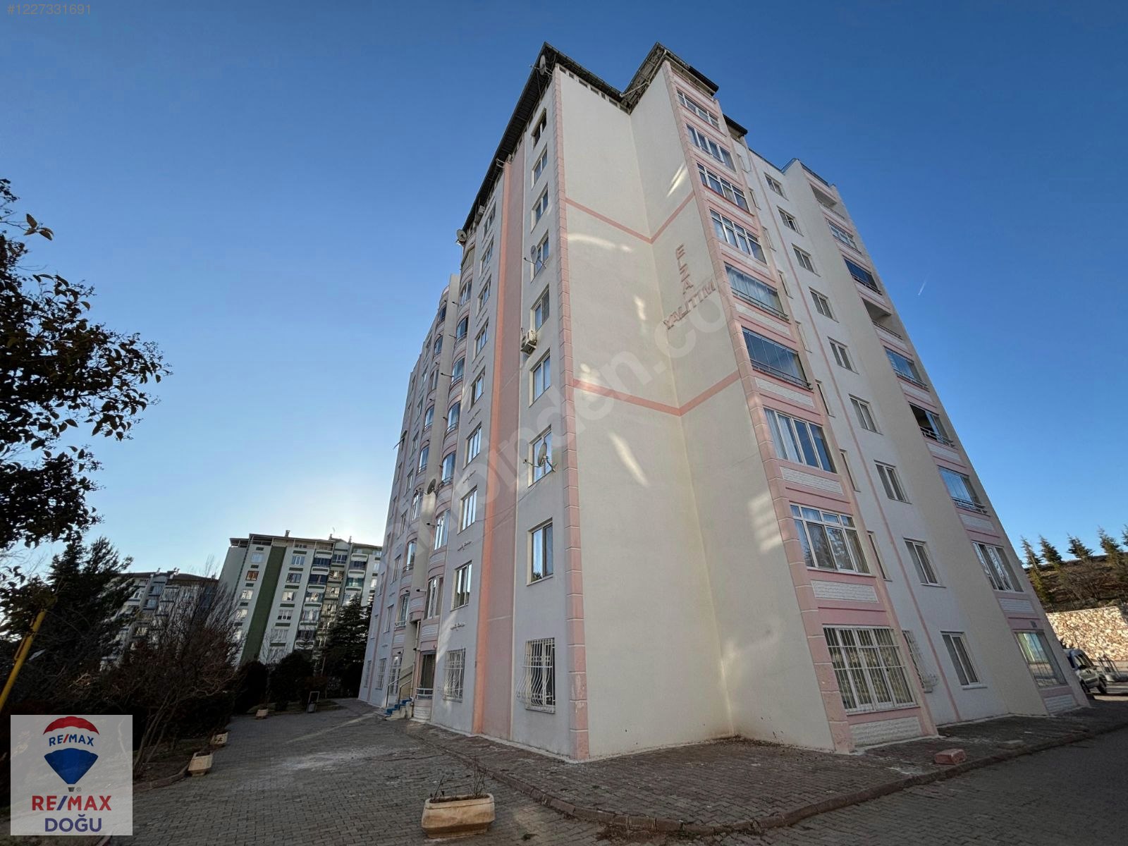 REMAX DOĞUDAN FULL YAPILI TERASI KAPALI DUBLEX - ELAZIĞ MERKEZ fotoğraf 7