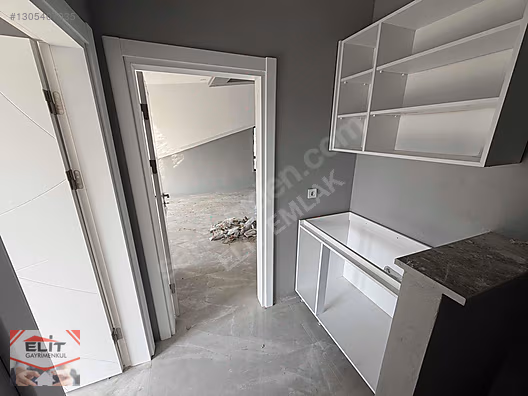 KOCAALİDE SATILIK MÜSTAKİL HAVUZLU 4+1 OTOPARKLI VİLLA - SAKARYA KOCAALİ fotoğraf 6