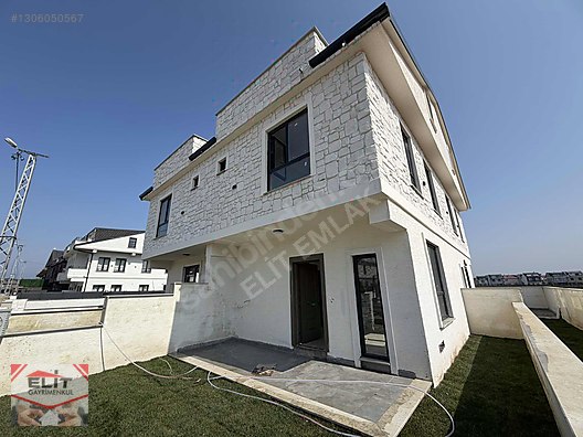 KOCAALİ SAHİLDE SATILIK HAVUZLU 3+1 TRİPLEKS VİLLA - SAKARYA KOCAALİ fotoğraf 37