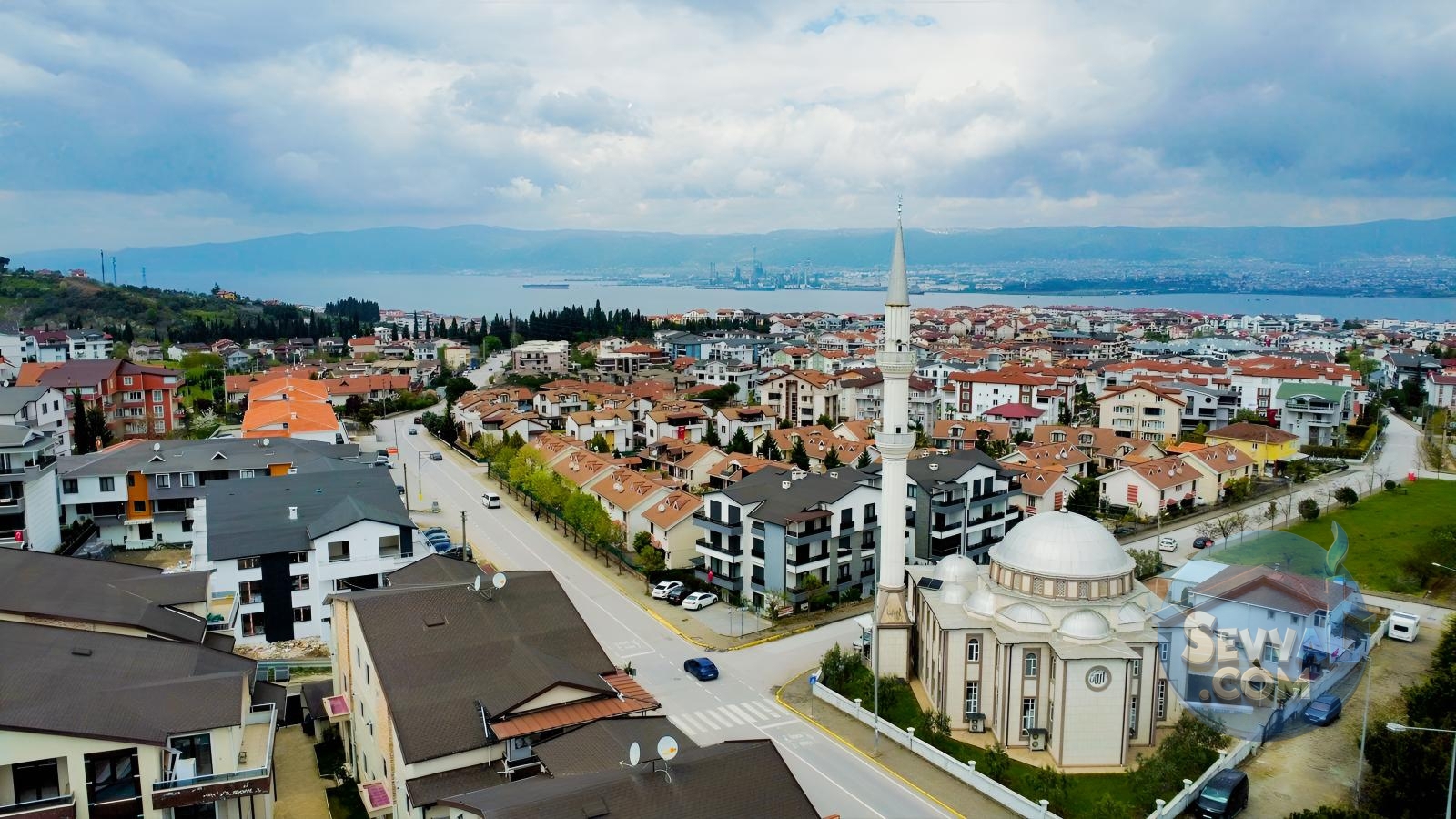 HAVUZLU SİTEDE ÇATI DUBLEKS 3+1 SATILIK DAİRE - Kocaeli Gölcük fotoğraf 12