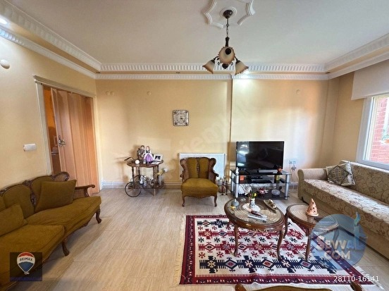 KUŞADASI EGE MAHALLESİN'DE DOGALGAZ'LI SATILIK DAİRE.. - AYDIN KUŞADASI fotoğraf 8