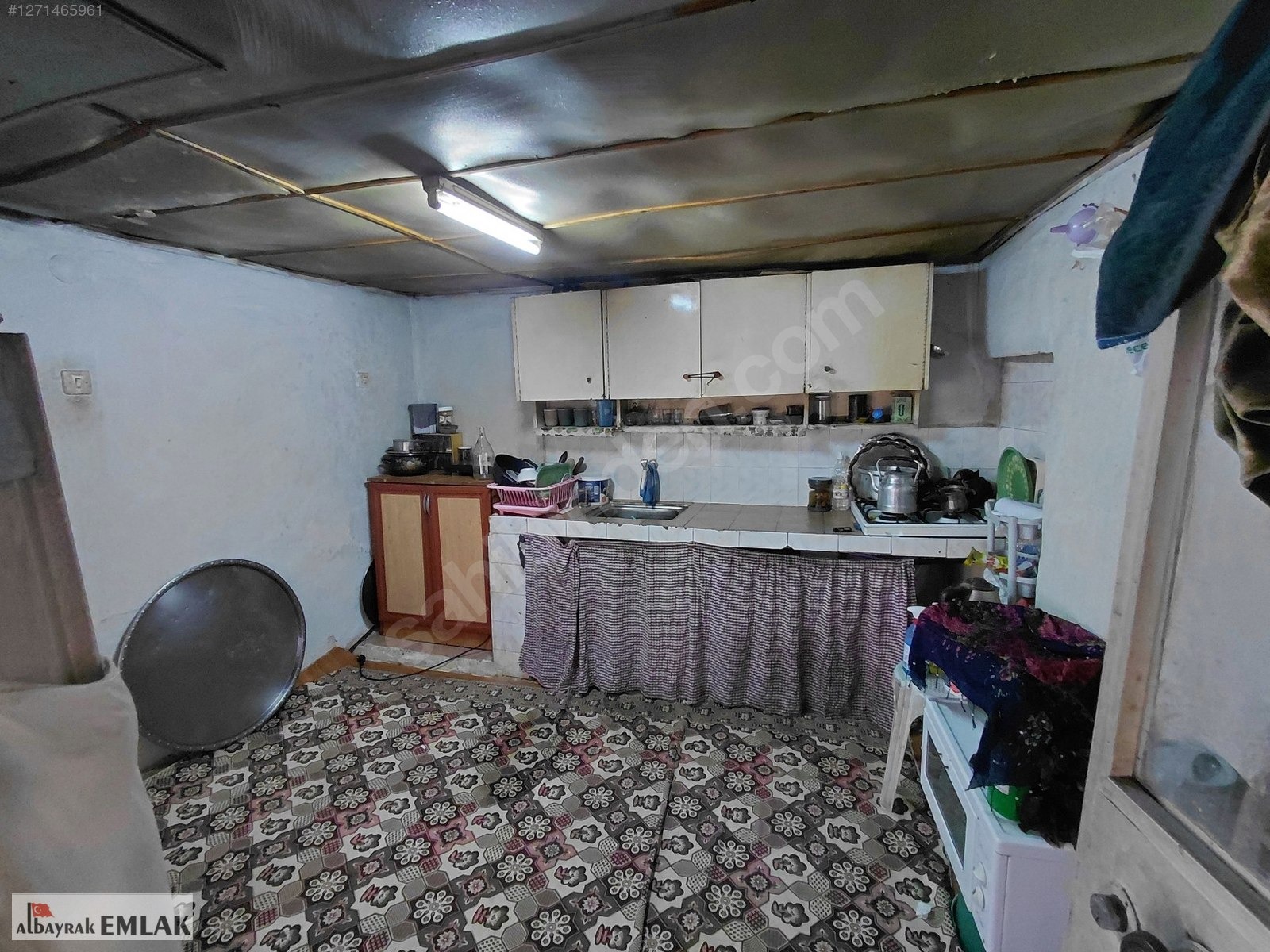 AKHİSAR ZEYTİNLİOVA DA SATILIK 226 M2 ARSA İÇİNDE KÖY EVİ - MANİSA AKHİSAR fotoğraf 5