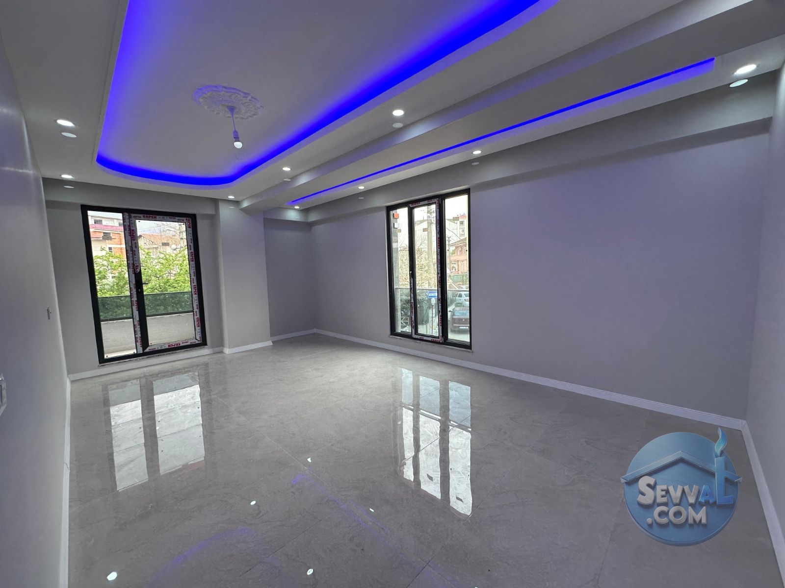 KÖRFEZ GÜNEY MH. MERKEZİ YERDE 3+1 SATILIK LÜKS ARAKAT DAİRE - Kocaeli Körfez fotoğraf 8