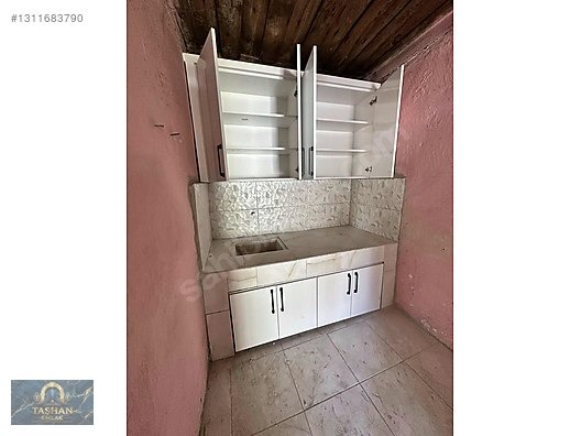 GÖKMEDRESE MAHALLESİNDE 3 KATLI SATILIK MÜSTAKİL EV - AMASYA MERKEZ fotoğraf 12