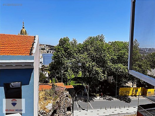 BALAT'TA TRAFİĞE KAPANACAK CADDEDE HALİÇ MANZARALI 4 KATLI BİNA - İSTANBUL FATİH fotoğraf 12