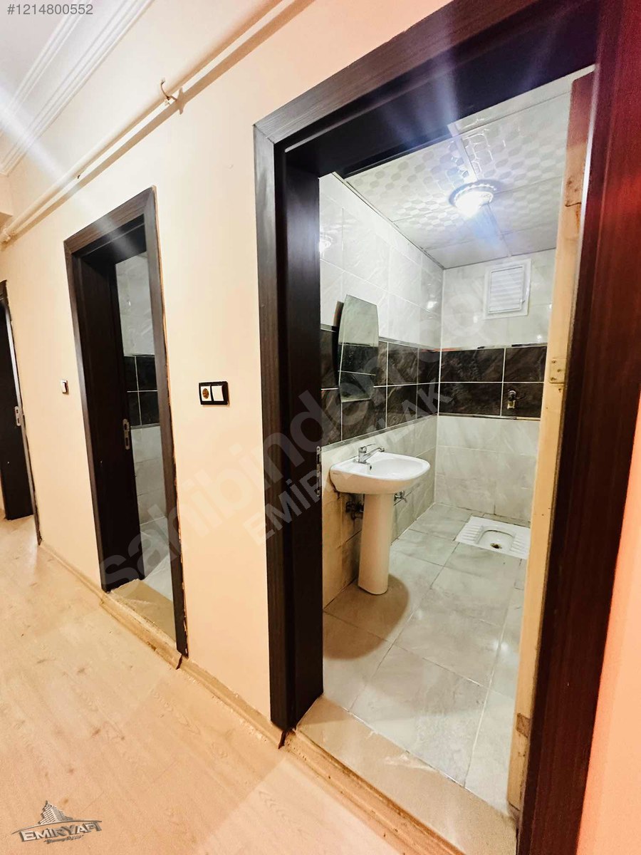 EMİR EMLAK GAYRİMENKUL DEN SATILIK 3+1 DAİRE - KARS MERKEZ fotoğraf 3
