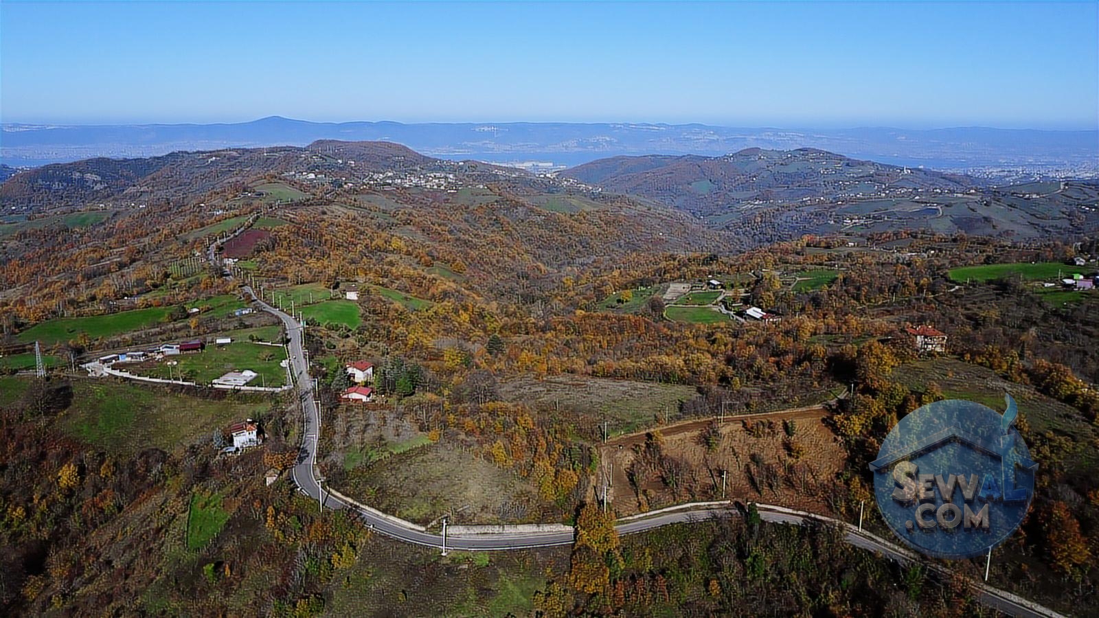 GÖLCÜK NÜZHETİYEDE GÜZEL KONUMDA SATILIK ARAZİ 4225 M2 - Kocaeli Gölcük fotoğraf 5