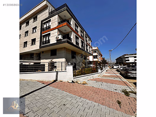 BEYLİKDÜZÜ KAVAKLI'DA MERKEZİ KONUM'DA SATILIK 2+1 DAİRE - İSTANBUL BEYLİKDÜZÜ fotoğraf 2