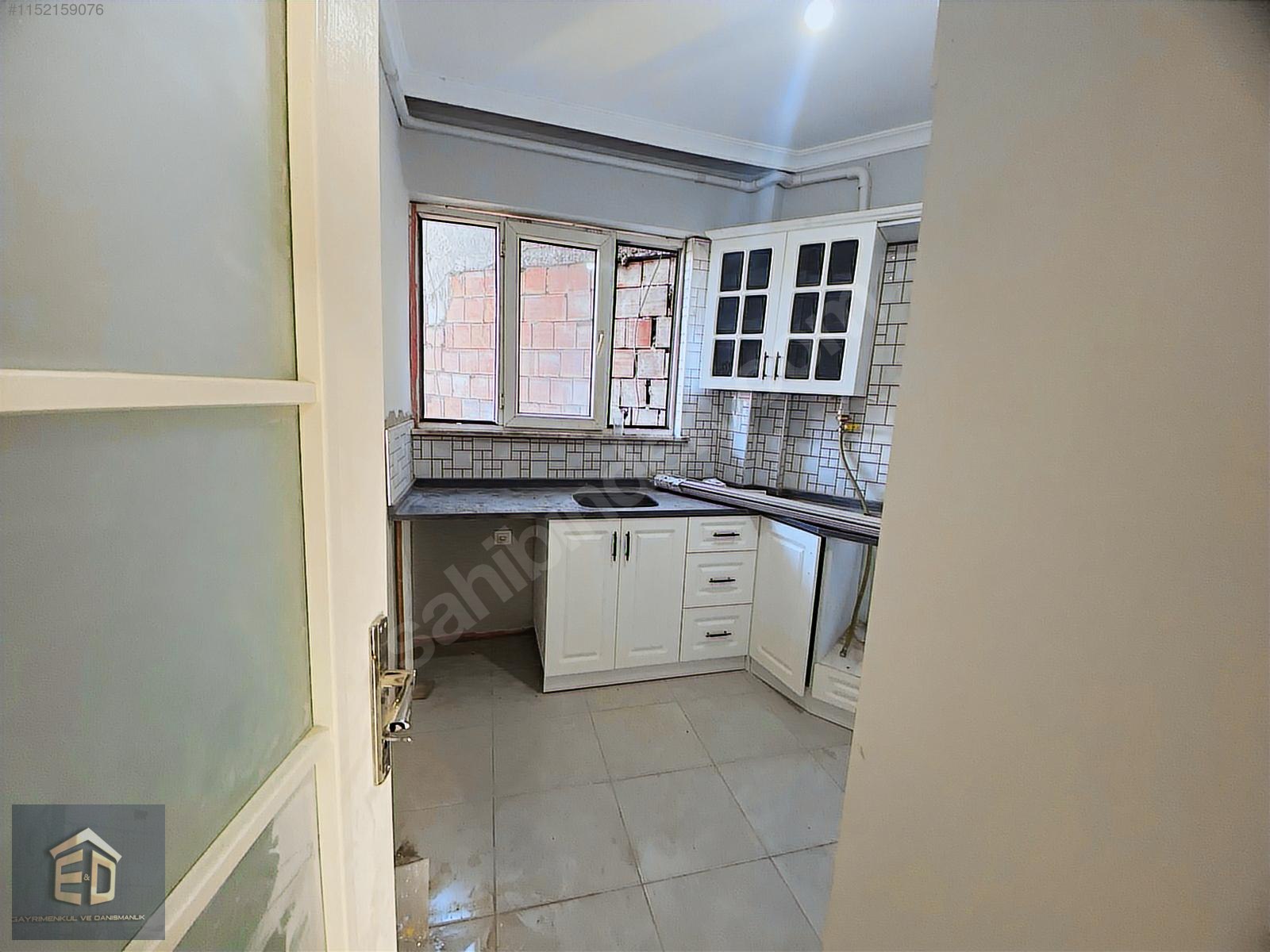 TRABZON CUMHURİYET MAH. EŞYALI SATILIK 2+1 DOĞALGAZLI DAİRE - TRABZON ORTAHİSAR fotoğraf 2