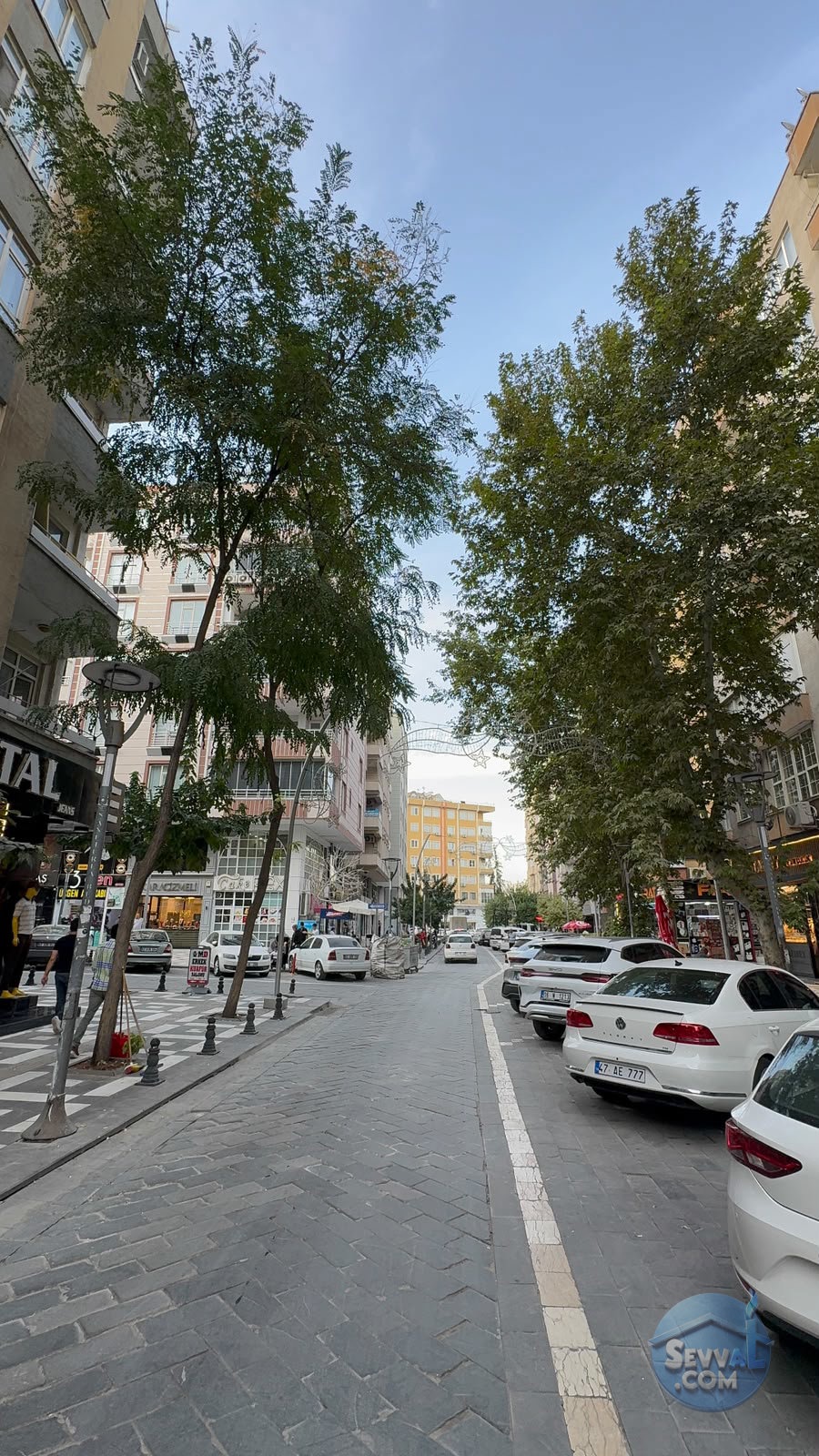 BAHÇELİ EVLER MAH. ÇARŞI CADDESİNDE  3. KAT FUL PAKET 1+1 40 m2 SIFIR DAİRELER - ŞANLIURFA HALİLİYE fotoğraf 3