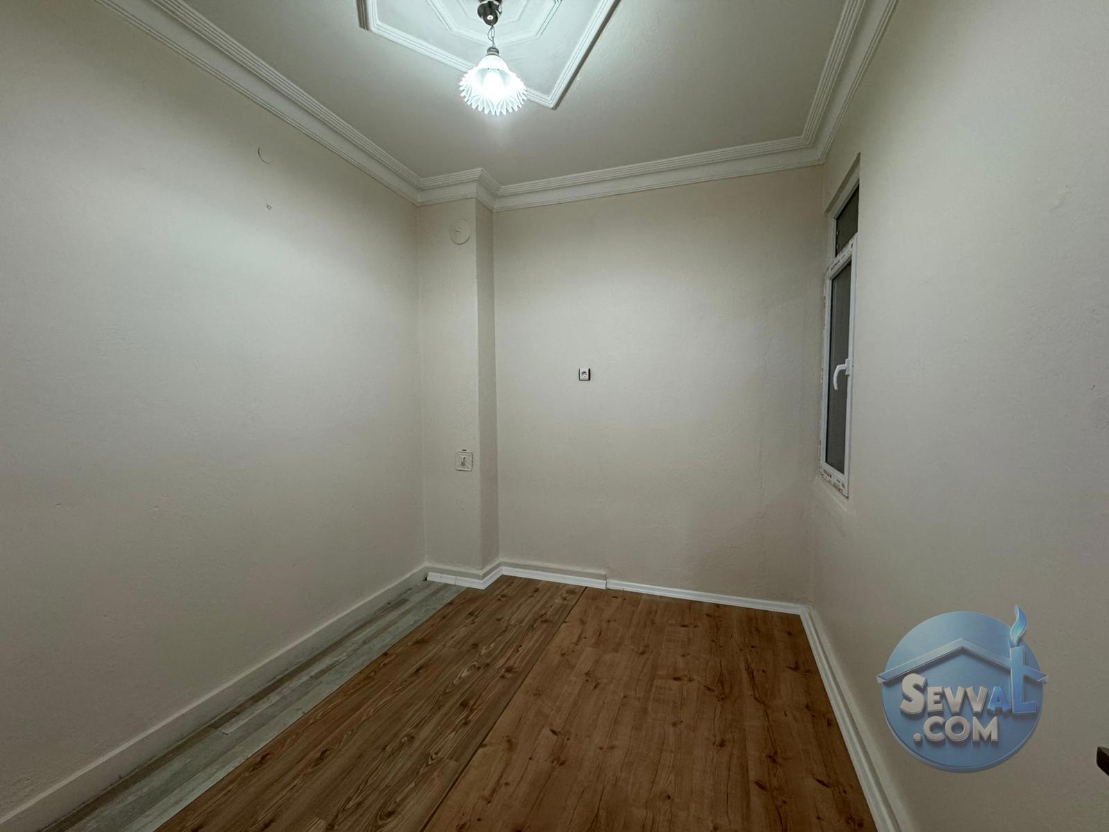 BAHÇELİEVLER DE SATILIK İÇİ YAPILI DAİRE - ŞANLIURFA HALİLİYE fotoğraf 8
