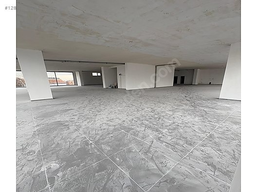 MARİNAYA YAKIN KİRALIK 550M2 DÜKKAN İŞYERİ MAĞAZA - İSTANBUL BEYLİKDÜZÜ fotoğraf 2