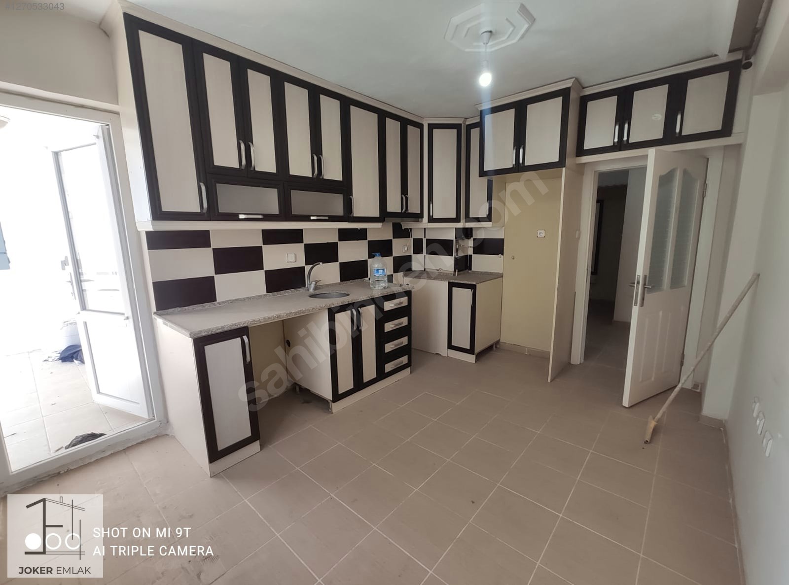KEMALÖZ MAH.AYŞE ANA SAGLİK MSLK.LİSESİ YAKINI SATILIK 3+1 DAİRE - UŞAK MERKEZ fotoğraf 3