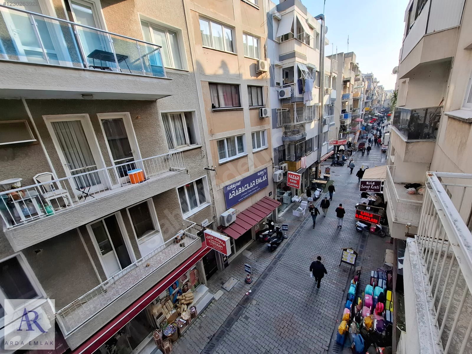 ALAYBEY İZBAN DURAĞI YANI FERAH 2+1 80 M2 - İZMİR KARŞIYAKA fotoğraf 4
