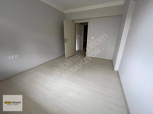 DEPOZİTOSUZ KARAKÖYDE MERKEZİ KONUMDA KİRALIK 2+1 GARAJLI DAİRE - BARTIN MERKEZ fotoğraf 4
