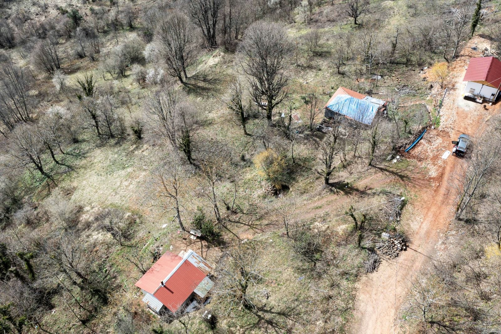 kartepede elektrik yol su mevcut 2.400 m2 istkartal 100 km - KOCAELİ KARTEPE fotoğraf 13