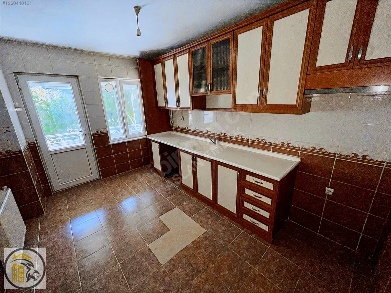 ASLAN EMLAK'TAN FATİH MAH. MERKEZDE GENİŞ SATILIK 3+1 DAİRE - KÜTAHYA MERKEZ fotoğraf 16