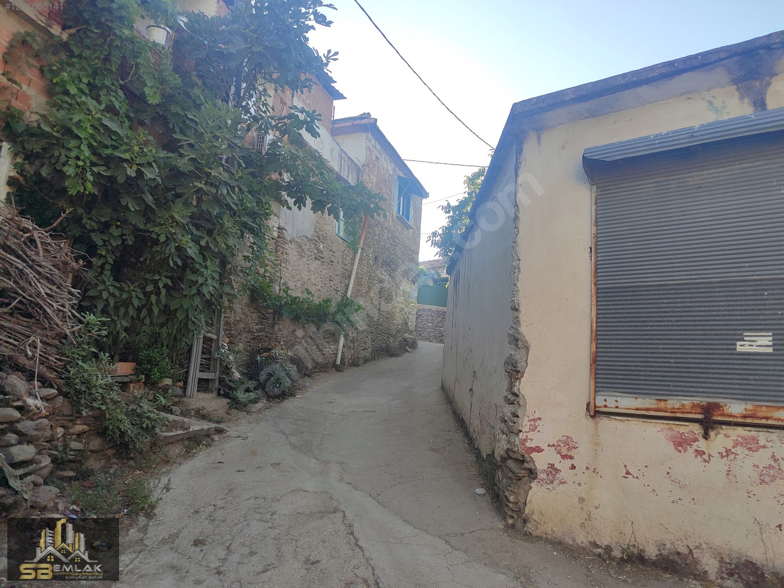 SB EMLAK OFİSİNDEN ÇİNİYERİ KÖYÜN'DE KÖY EVİ - İZMİR TİRE fotoğraf 3