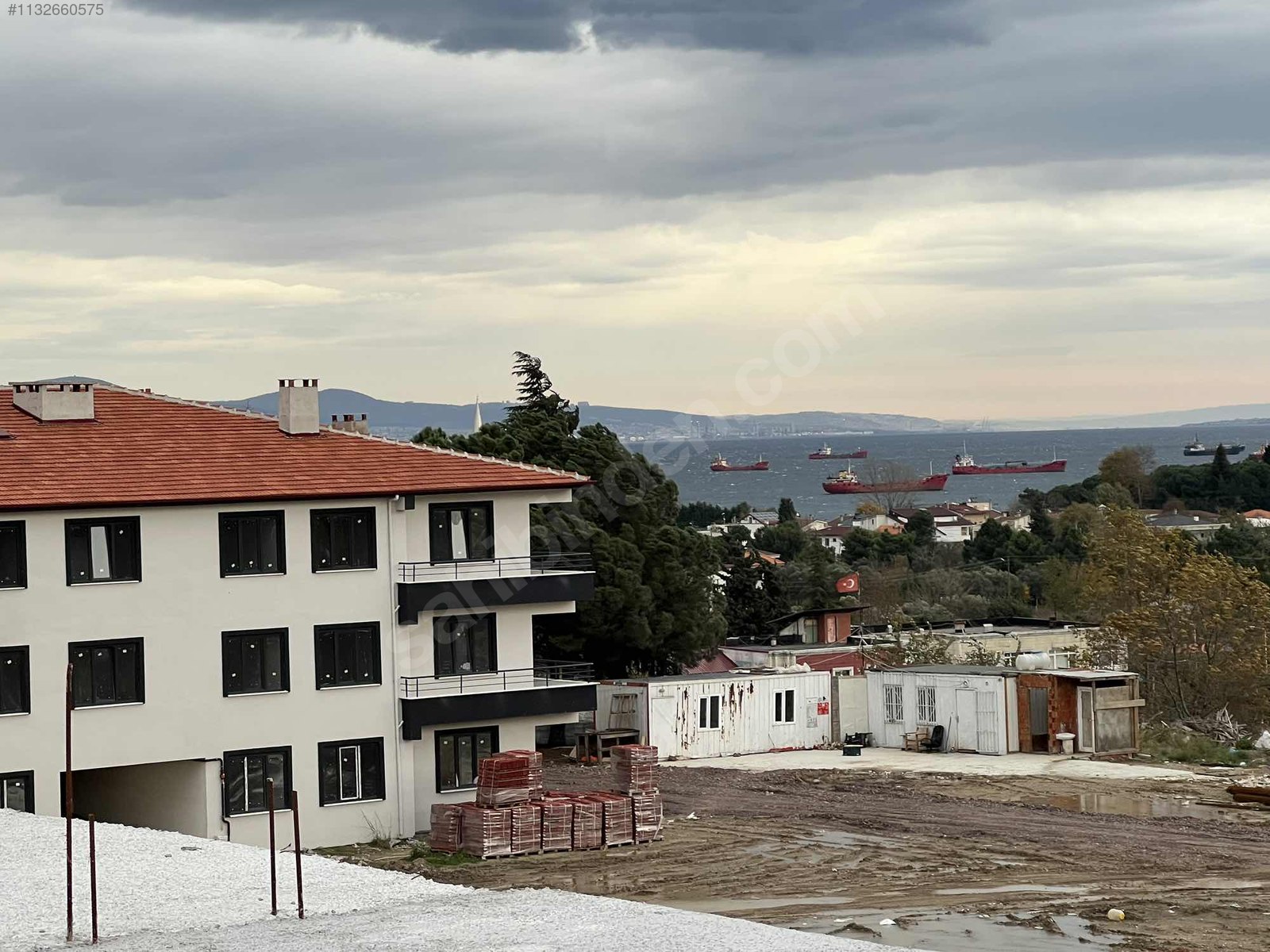 Kaytazdere de havuzlu site içi satılık 1+1 daire - YALOVA ALTINOVA fotoğraf 4