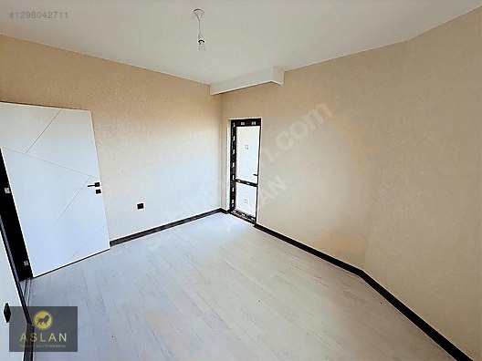 HAVALİMANI BÖLGESİ | METRO + ÜVİVERSİTE YAKINI 1+1 DAİRELER - ANKARA ÇUBUK fotoğraf 3